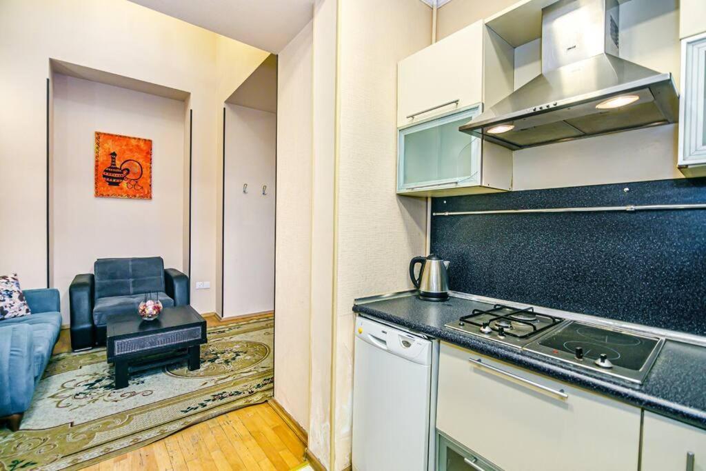 Apartment Azneft Meydani Baku Ngoại thất bức ảnh